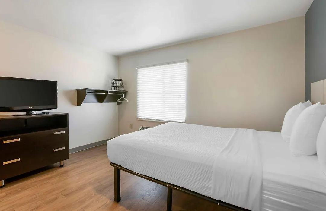 Extended Stay America Select Suites - Phoenix - North-1