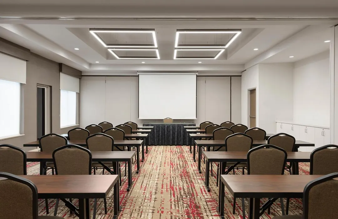 Hilton Garden Inn Portland Airport-1