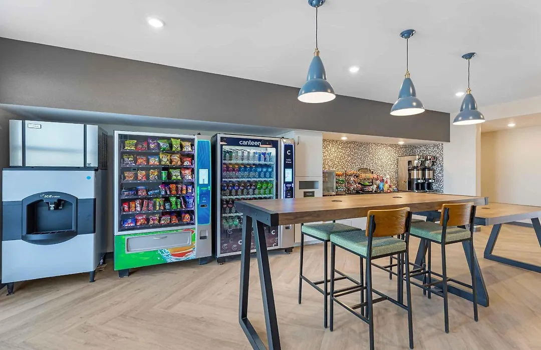 Extended Stay America Premier Suites - Denver International Airport-1