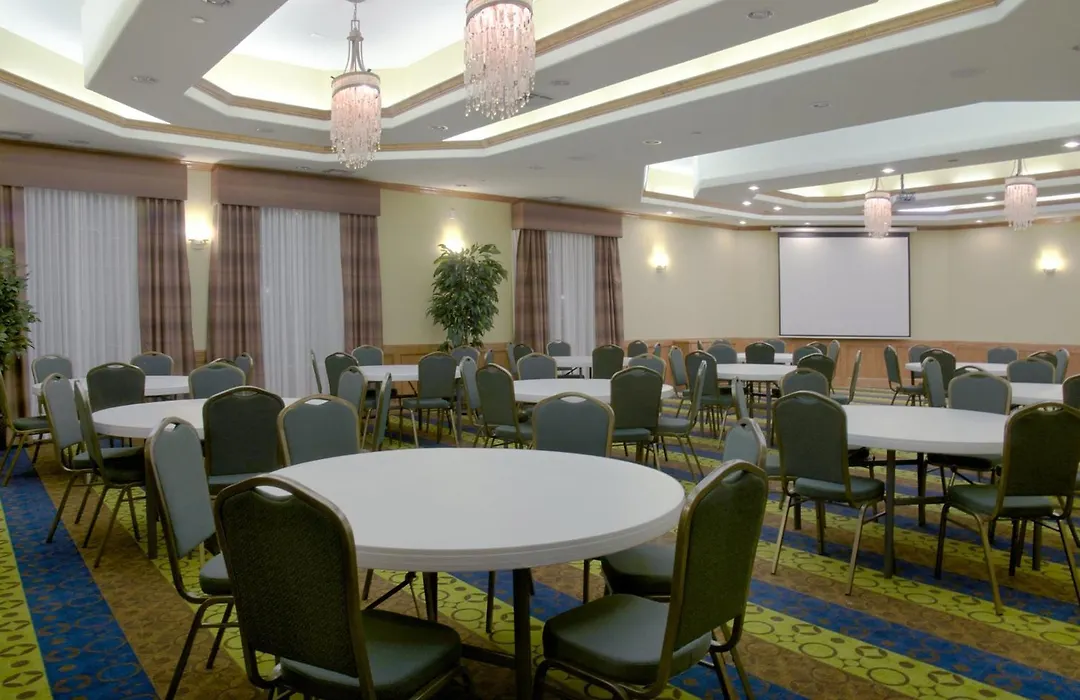 Holiday Inn Express & Suites Galveston West-Seawall By Ihg-1