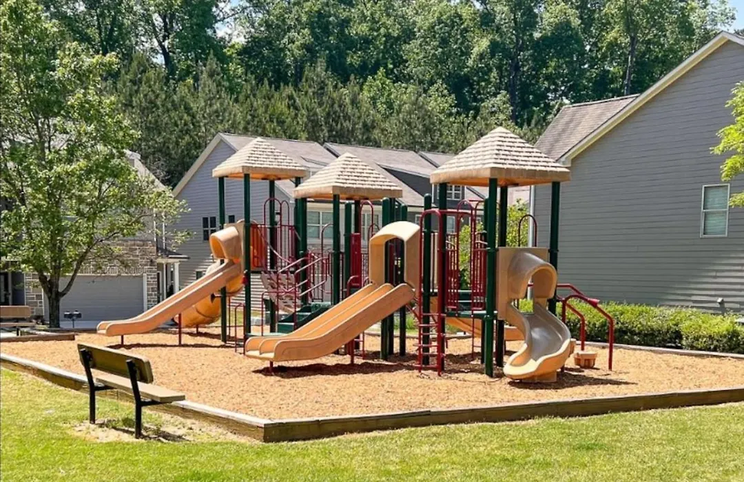 4Br Home With Calif King Bed Sleeps 10, Gym Near Airport-1