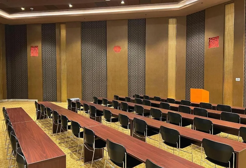 Ahern Hotel And Event Center-1