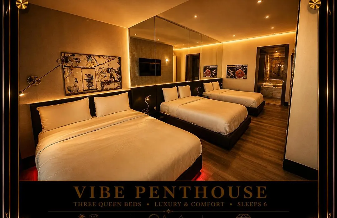 Luxury 4000 Sqft Penthouse At Palms Place 56 Floor-1