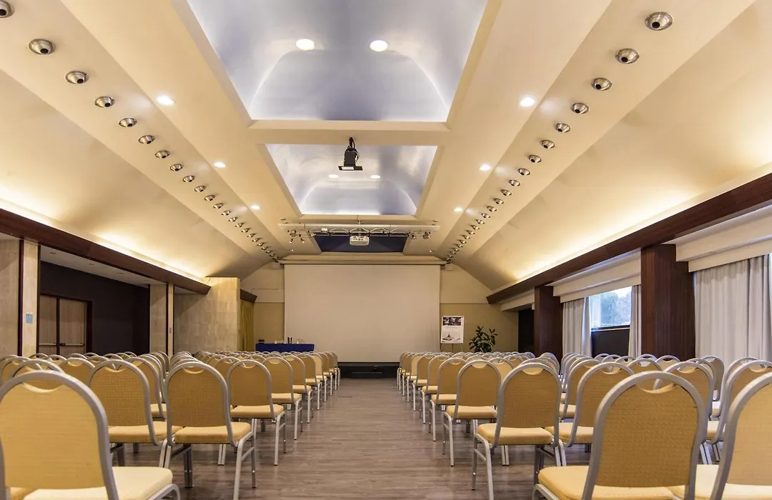 Mercure Roma West-1