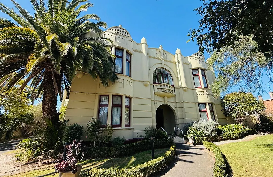 Toorak Manor Hotel Free Parking-1