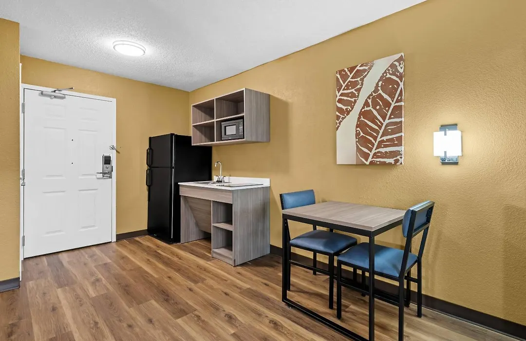 Mainstay Suites Charlotte - Executive Park-1