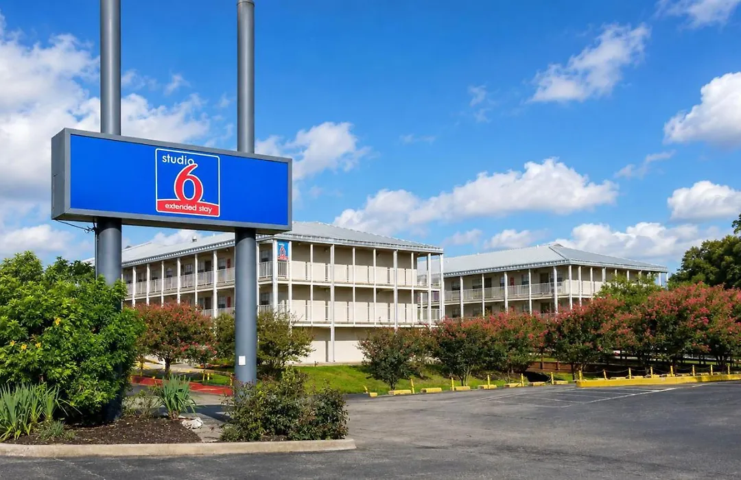 Studio 6-San Antonio, Tx - Lackland Afb-1