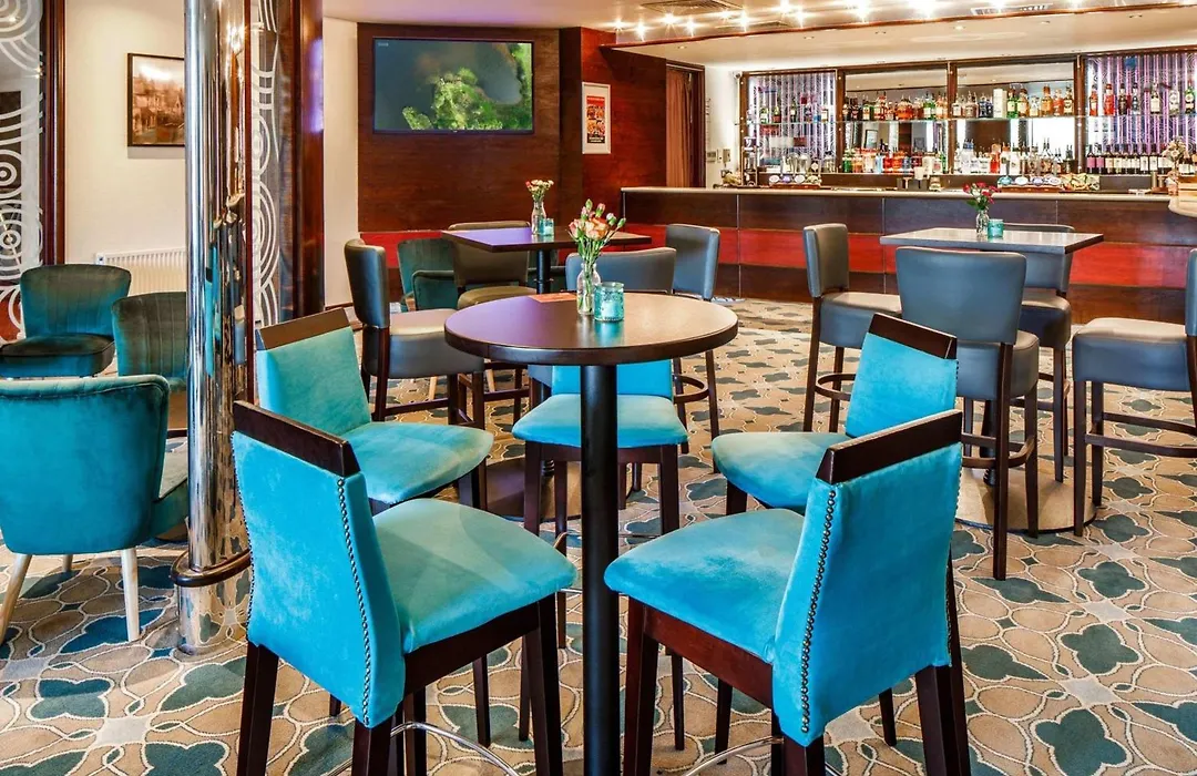 Mercure Chester Abbots Well Hotel-1