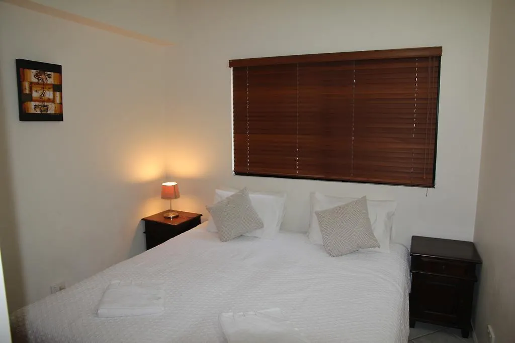 Darwin Deluxe Apartments-1