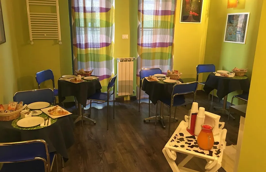 Almi Rooms-1