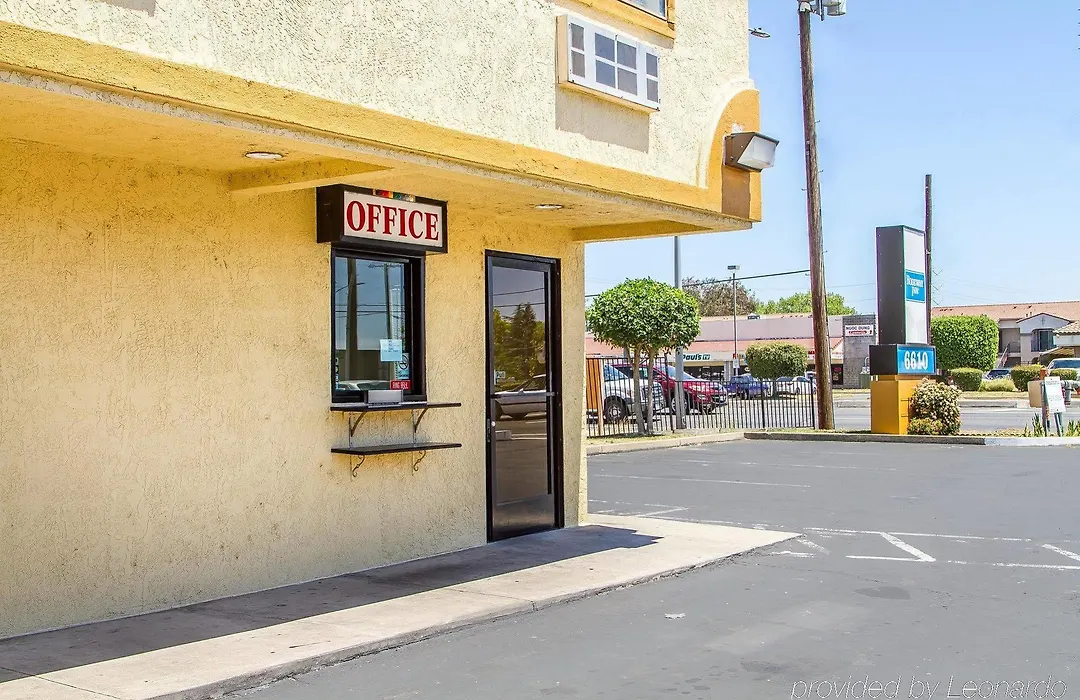 Rodeway Inn, Little Saigon-1