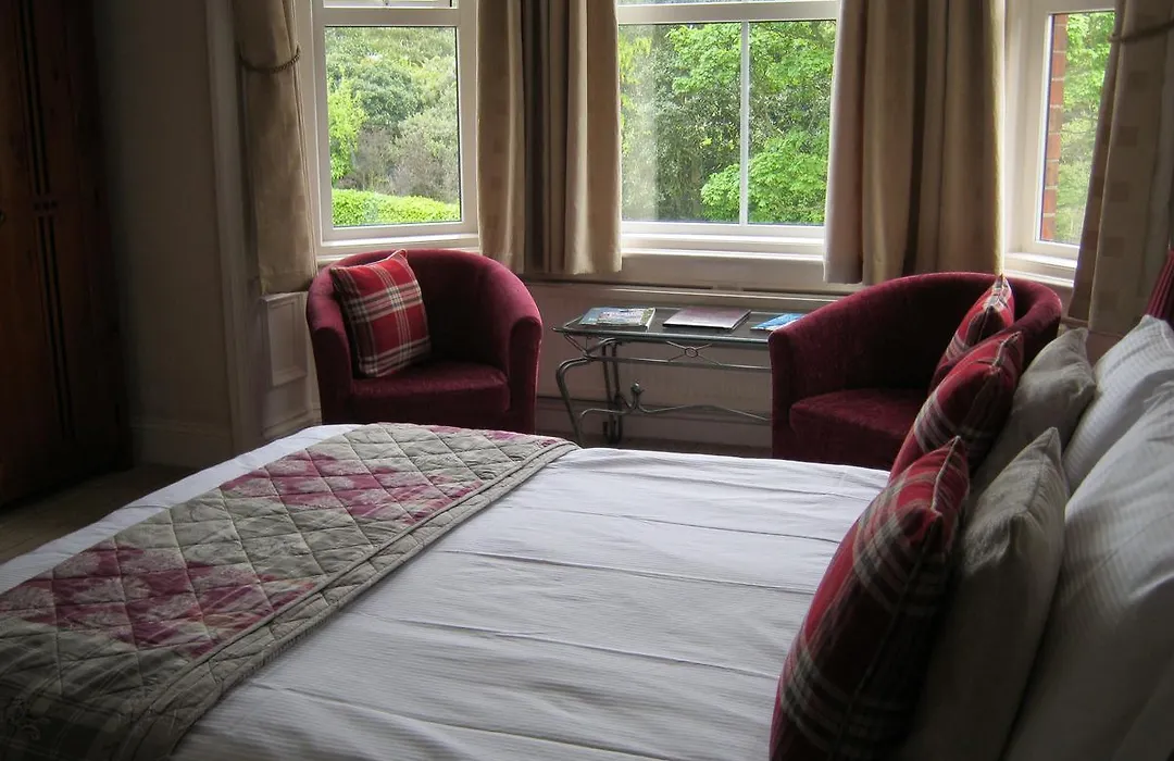 Autumn Leaves Guest House-1