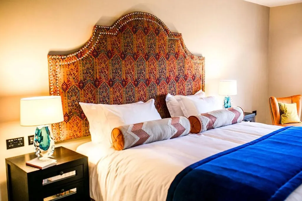Baraset Barn Hotel-1