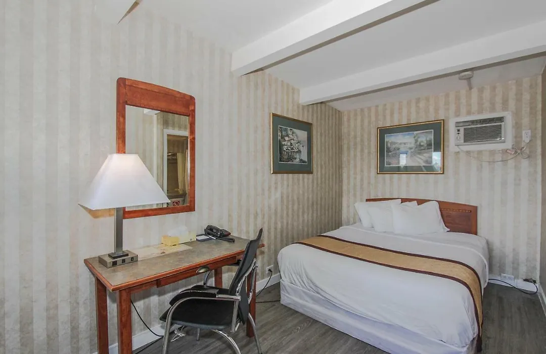 Canadas Best Value Inn Chinook Station-1