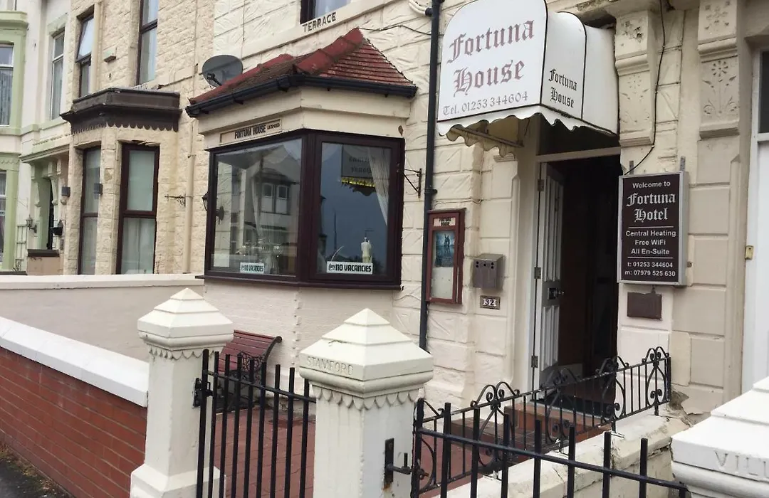Fortuna House Hotel-1