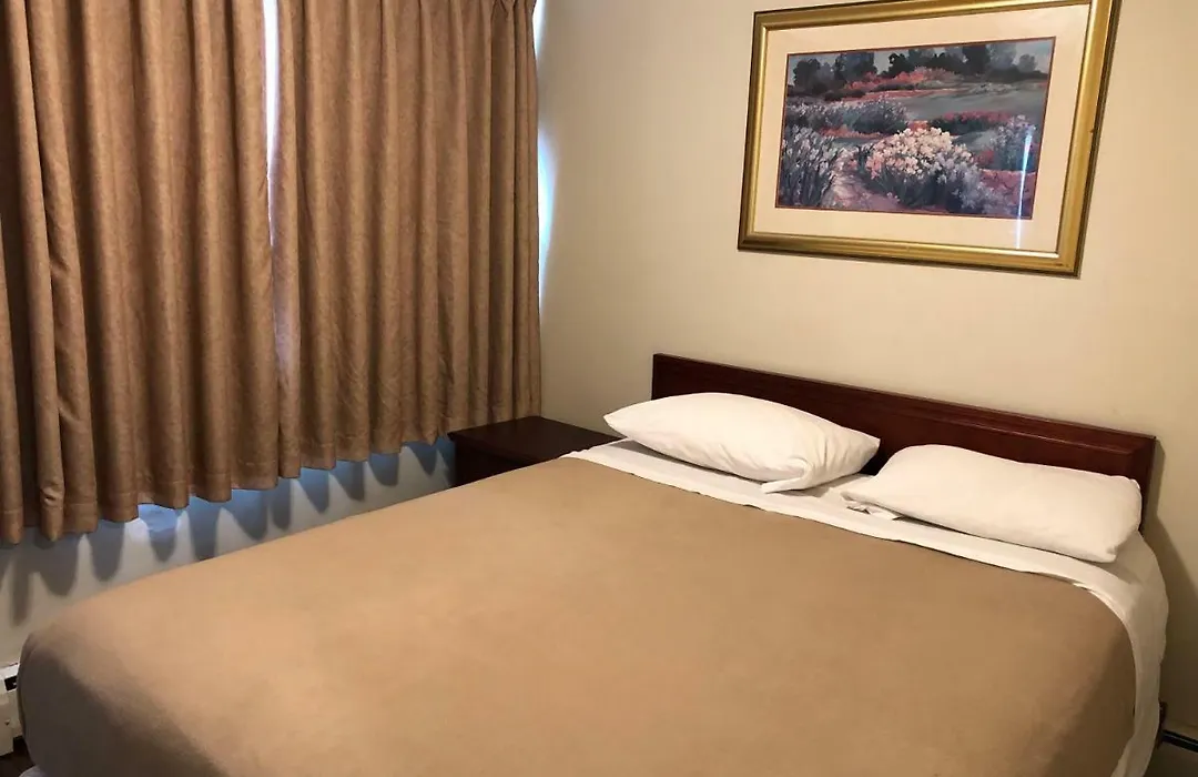 Travellers Inn-1
