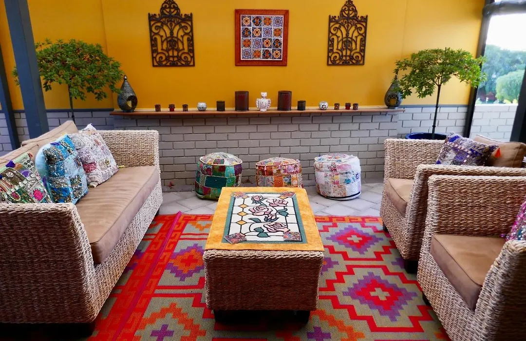 Mullaloo B & B-1