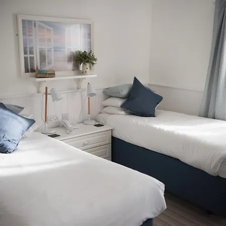 Beachlands Hotel-3