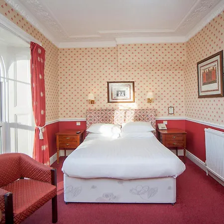 The Royal Hotel-2