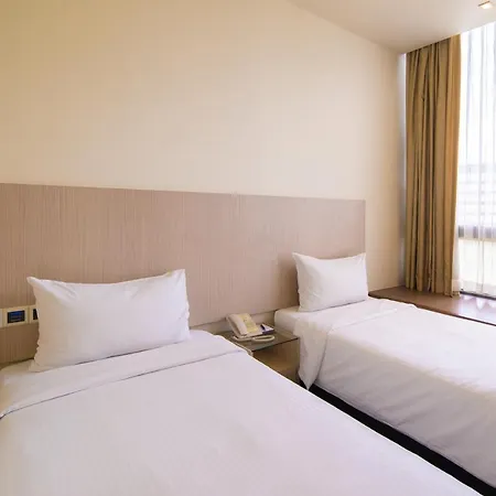 Aqueen Hotel Lavender-2