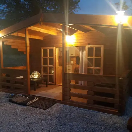 West Pool Cabin-2