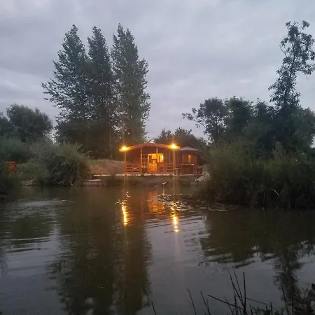 West Pool Cabin-3