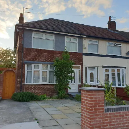 Luxury 5* Home With Secret Garden And Free Parking-2