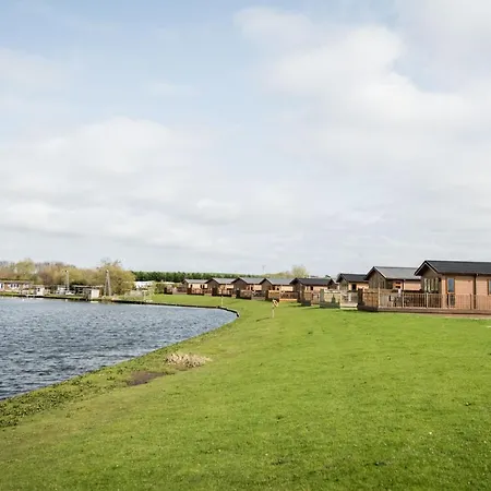 Ream Hills Holiday Park-3