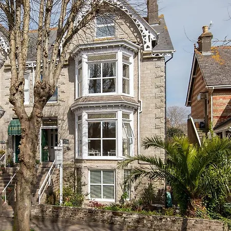 The Pendennis Guest House-2
