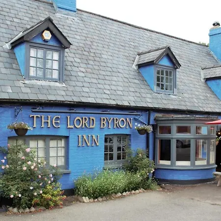 The Meadow Lark - A Heartwood Inn-2