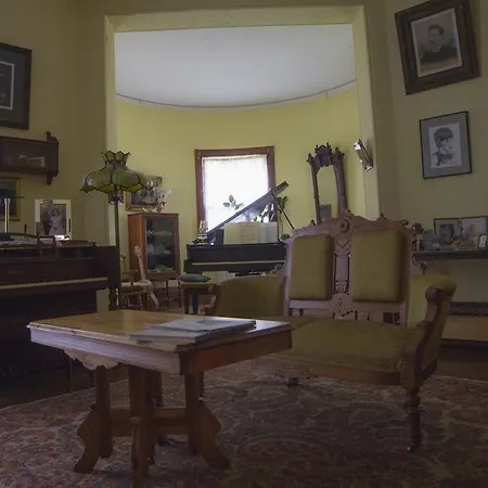 Lehmann House Bed & Breakfast-3