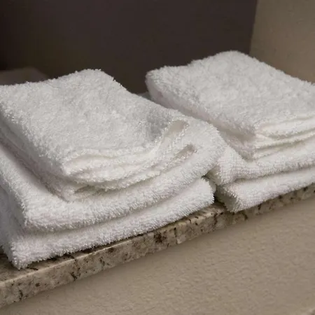 Quality Inn Sacramento Convention Center-3