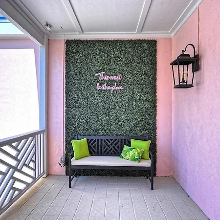 Room 1 Oleander Hotel Boutique Hotel Near Galveston Cruise Port-2