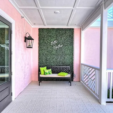Room 1 Oleander Hotel Boutique Hotel Near Galveston Cruise Port-3