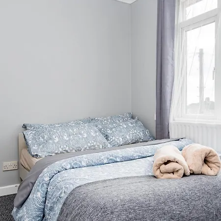 Shirley House: Self-Catering Near Southampton Hospitals-3