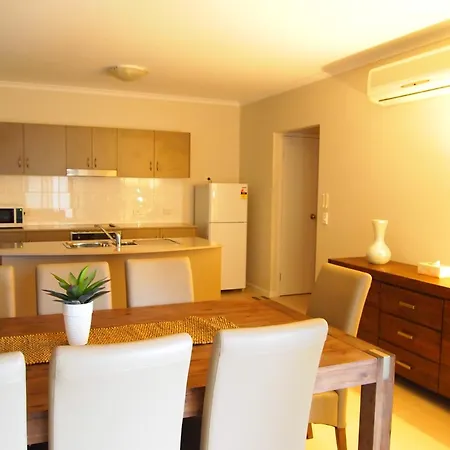 Edge Apartments Cairns-3