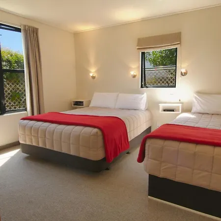 Country Glen Lodge-2