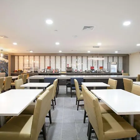 Best Western Plus Executive Residency Bronx-2