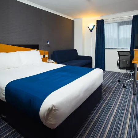 Holiday Inn Express Manchester East By Ihg-2