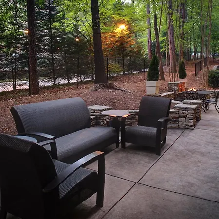 Holiday Inn Express Hotel & Suites Atlanta Buckhead By Ihg-2