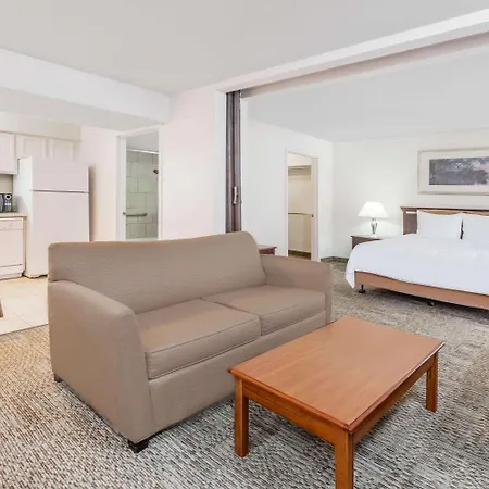 Hawthorn Suites Dallas Love Field-2