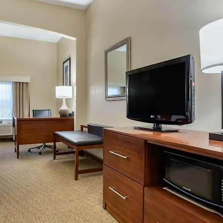 Comfort Suites Jacksonville Airport-3