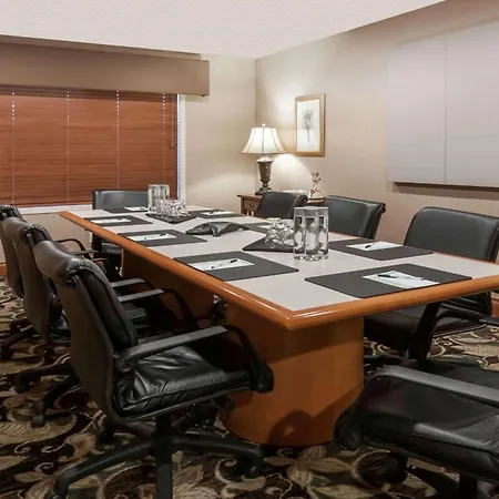 Wingate By Wyndham - Edmonton West-2