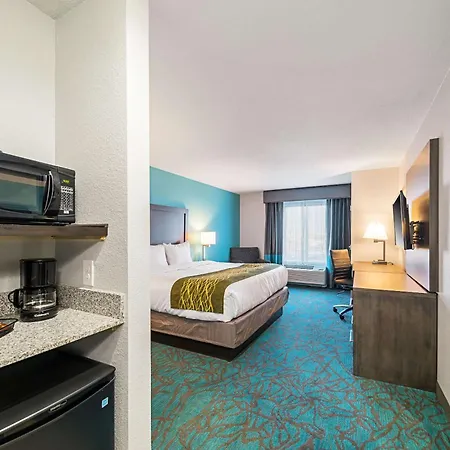 Comfort Inn & Suites Oklahoma City Near Bricktown-3