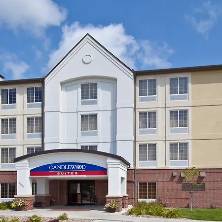 Candlewood Suites Omaha Airport-3