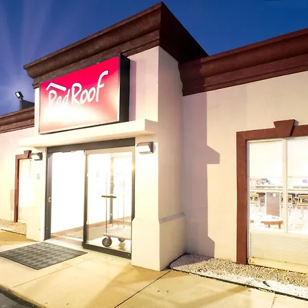 Red Roof Inn Raleigh North-Crabtree Mall-Lenovo Center-3