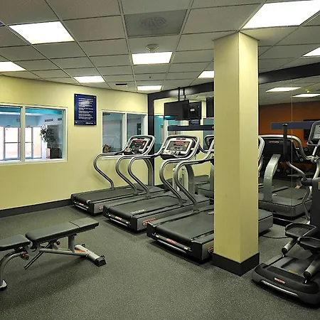 Hampton Inn & Suites By Hilton Calgary-Airport-2