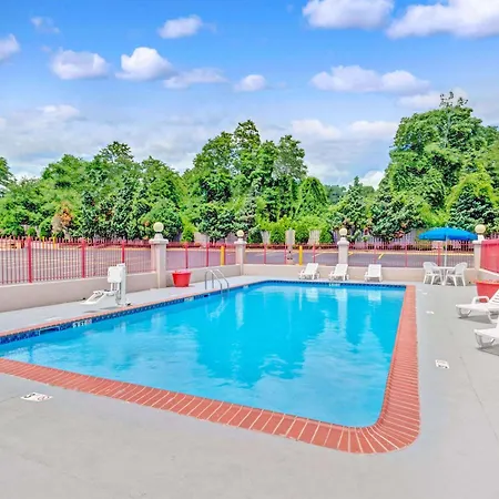 Ramada By Wyndham Baltimore West-2
