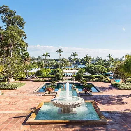 Intercontinental Sanctuary Cove Resort By Ihg-2