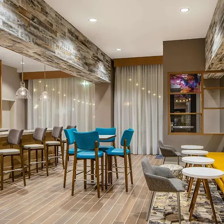 Hampton Inn & Suites Raleigh Midtown, Nc-2